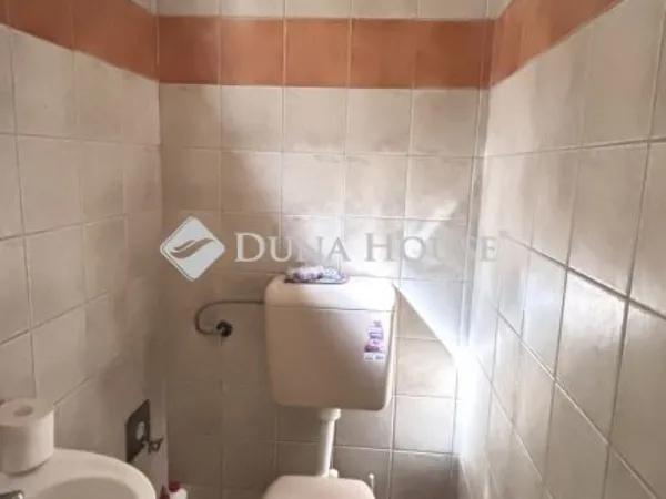 Eladó lakás Pécs, Donátus 63 nm