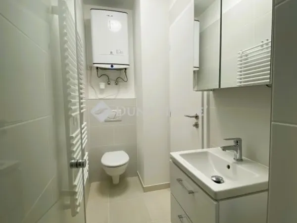 Eladó lakás Pécs, Ispitaalja 29 nm