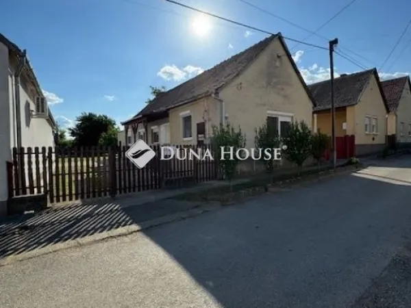 Eladó ház Himesháza 70 nm