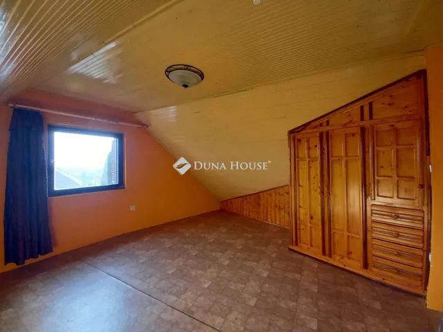 Eladó lakás Pécs, Egyetemváros 97 nm