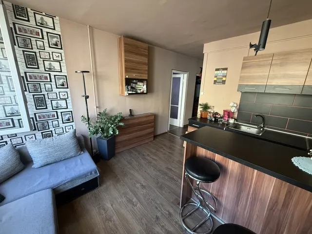 Eladó lakás Pécs, Kertváros 50 nm