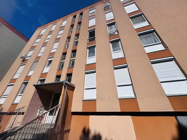 Eladó lakás Pécs, Kertváros 59 nm