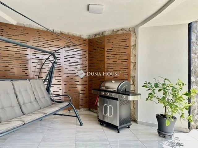 Eladó ház Pécs, Mecsekoldal 400 nm