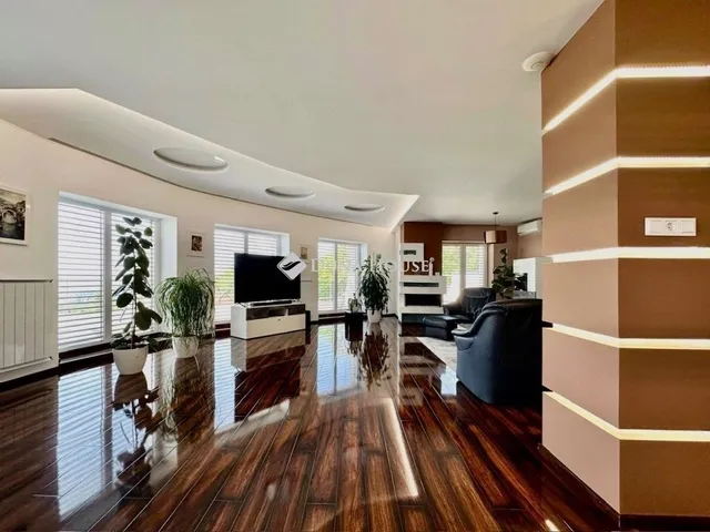 Eladó ház Pécs, Mecsekoldal 400 nm