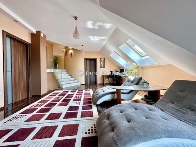 Eladó ház Pécs, Mecsekoldal 400 nm