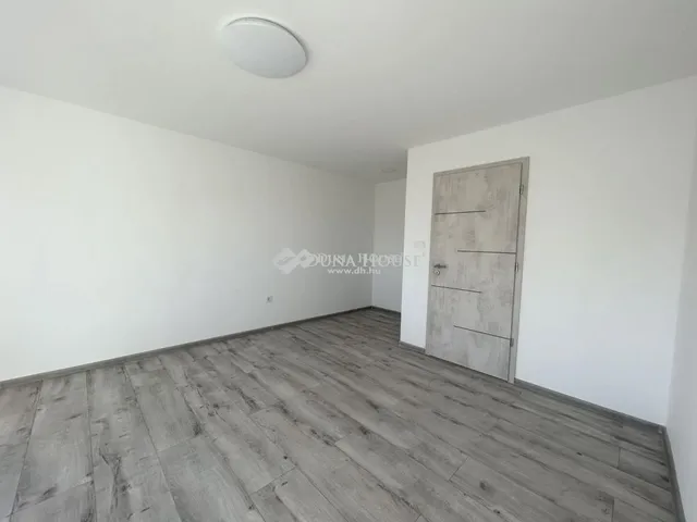 Eladó lakás Pécs, Egyetemváros 54 nm