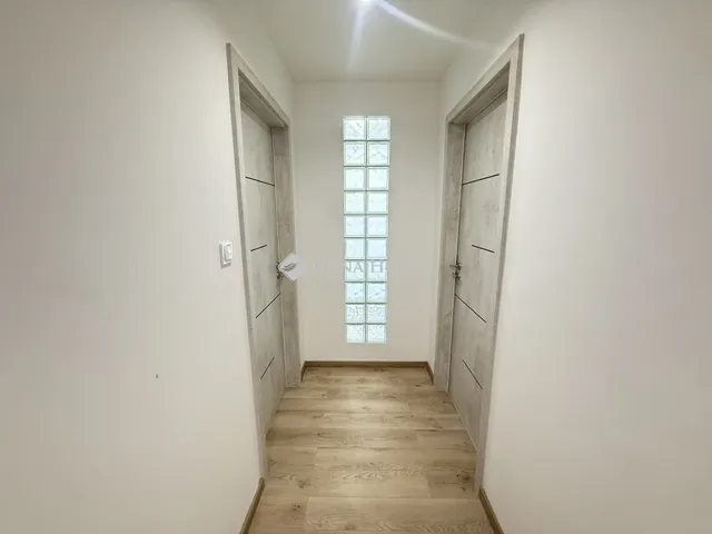 Eladó lakás Pécs, Egyetemváros 54 nm