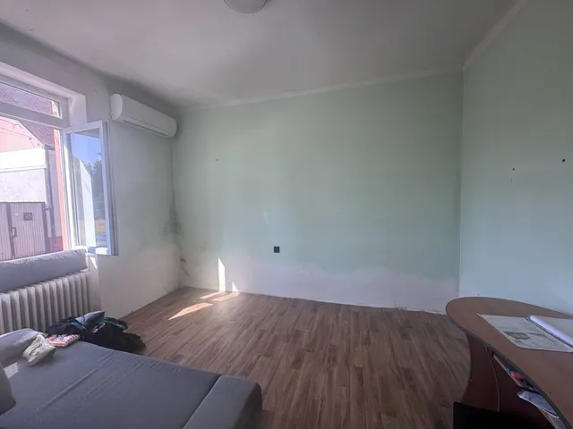 Eladó ház Pécs, Kertváros 100 nm