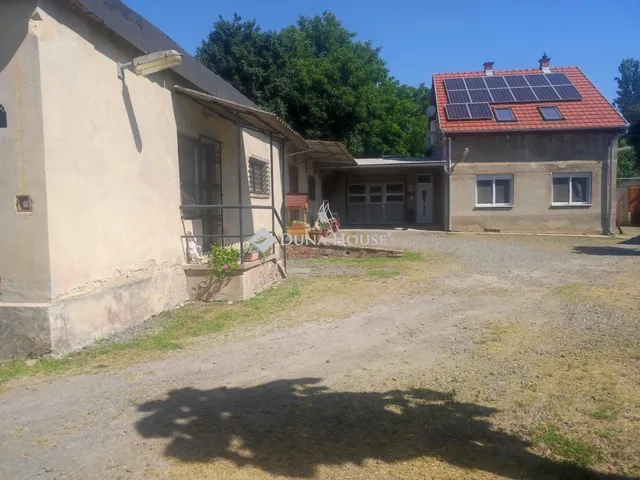 Eladó kereskedelmi és ipari ingatlan Pécs 613 nm