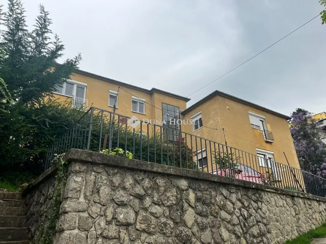Kiadó lakás Pécs, Mecsekoldal 43 nm