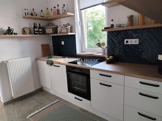 Eladó lakás Pécs, Mecsekoldal 91 nm