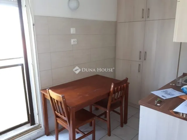 Eladó lakás Pécs 64 nm