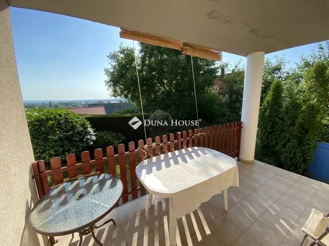 Eladó ház Pécs, Újhegy 155 nm