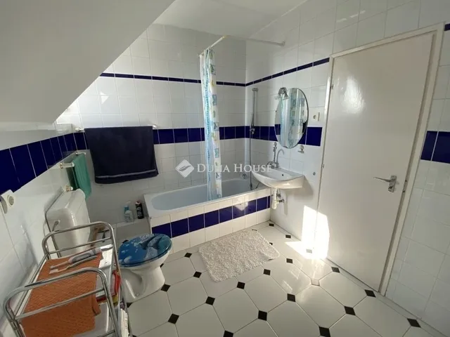 Eladó ház Pécs, Újhegy 155 nm