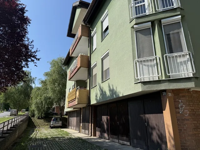 Eladó lakás Pécs 67 nm