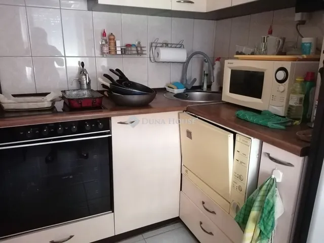 Eladó lakás Pécs 67 nm