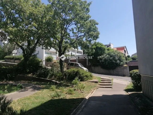 Eladó lakás Pécs 67 nm
