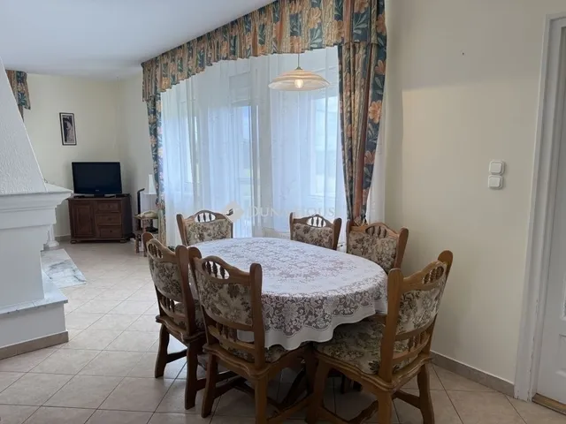 Eladó ház Pécs, Kertváros 135 nm