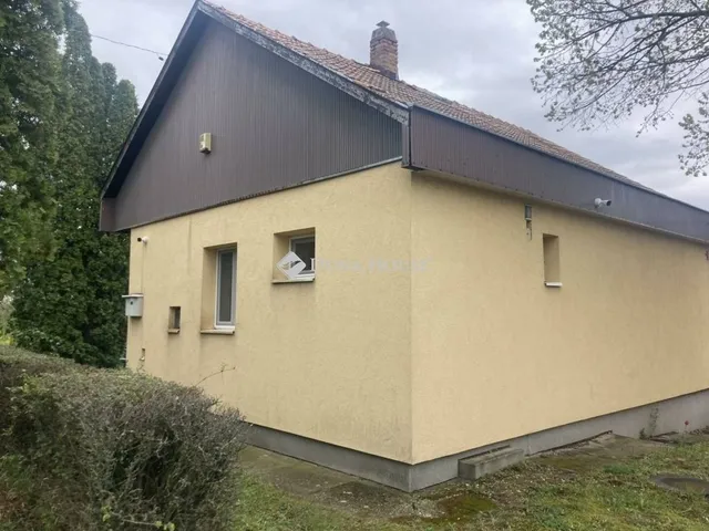 Eladó ház Geresdlak 50 nm