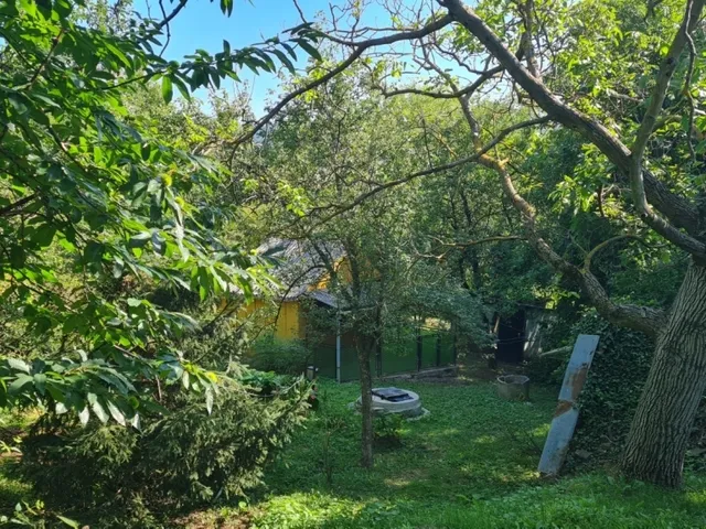 Eladó telek Pécs, Ürög 887 nm