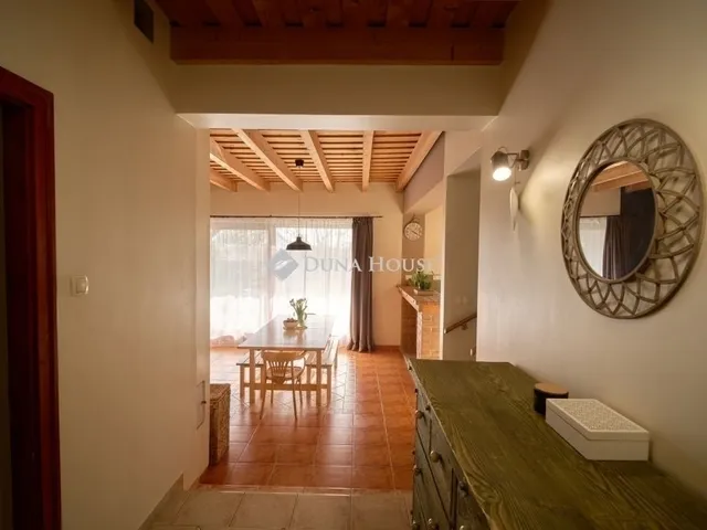Eladó ház Nagykozár 160 nm