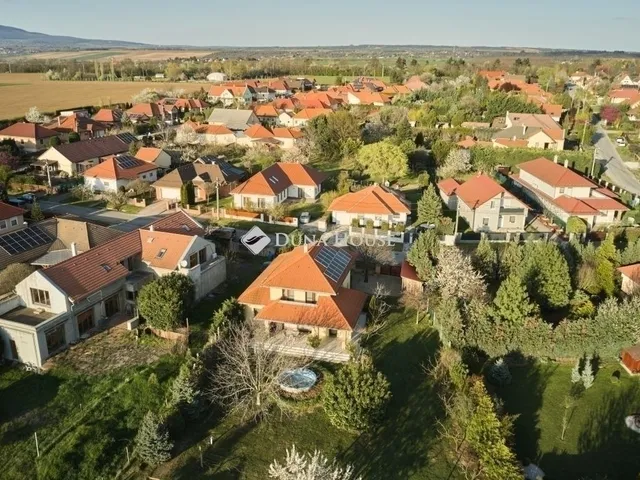 Eladó ház Nagykozár 160 nm