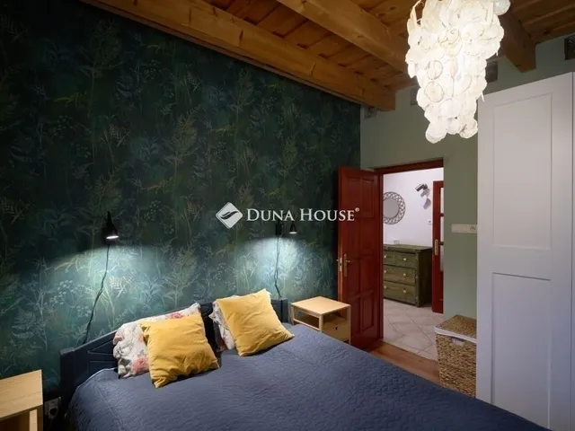 Eladó ház Nagykozár 160 nm