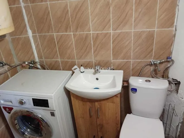 Eladó ház Pécs, Ledina 22 nm