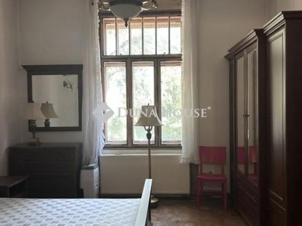 Eladó ház Pécs, Mecsekoldal 235 nm