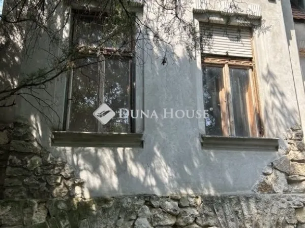 Eladó ház Pécs, Mecsekoldal 235 nm