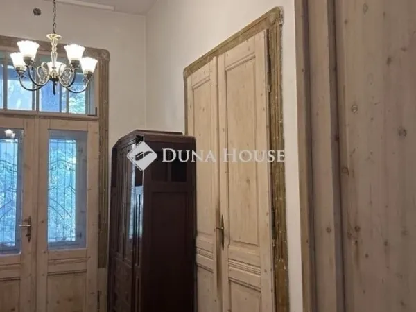 Eladó ház Pécs, Mecsekoldal 235 nm