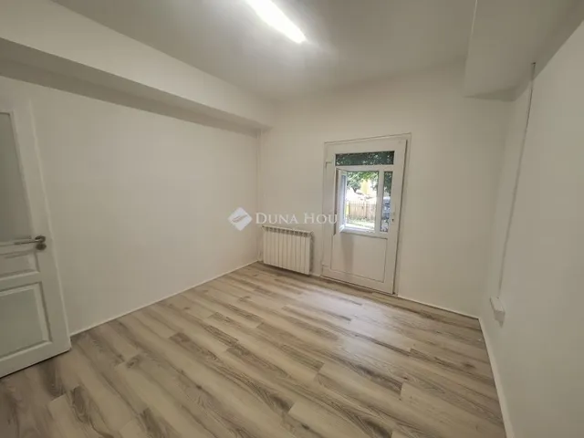 Eladó lakás Pécs, Kertváros 51 nm