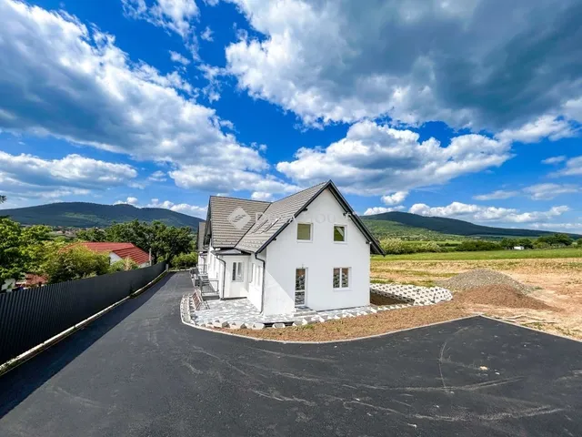 Eladó ház Hosszúhetény 121 nm