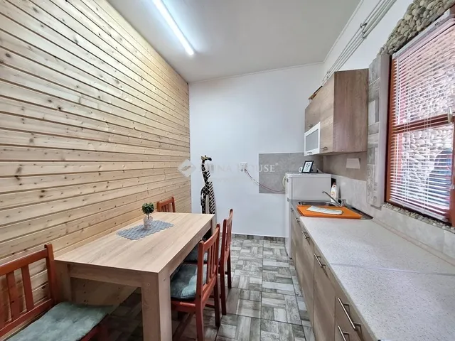 Eladó ház Pécs, Ledina 98 nm