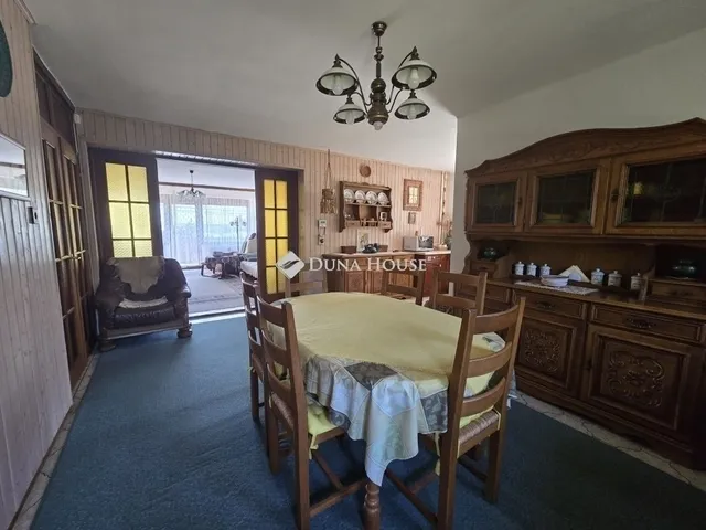 Eladó ház Pécs, Ürög 165 nm