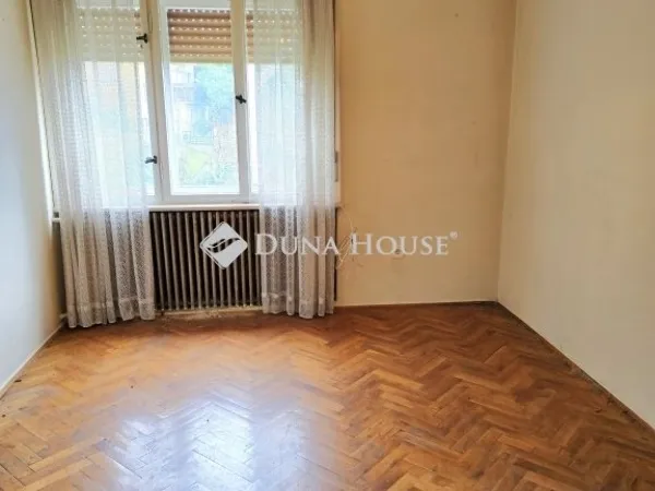 Eladó ház Pécs, Mecsekoldal 163 nm