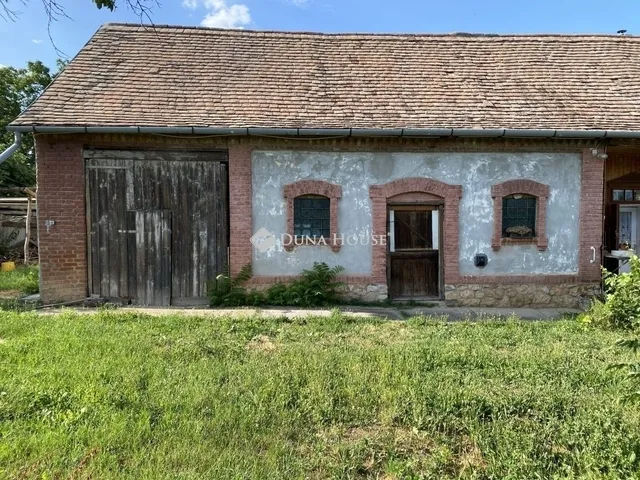 Eladó ház Egerág 72 nm