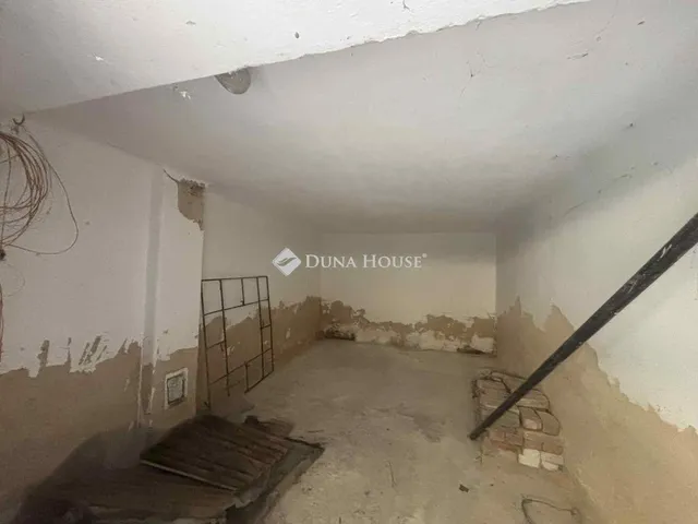 Eladó ház Abaliget 40 nm