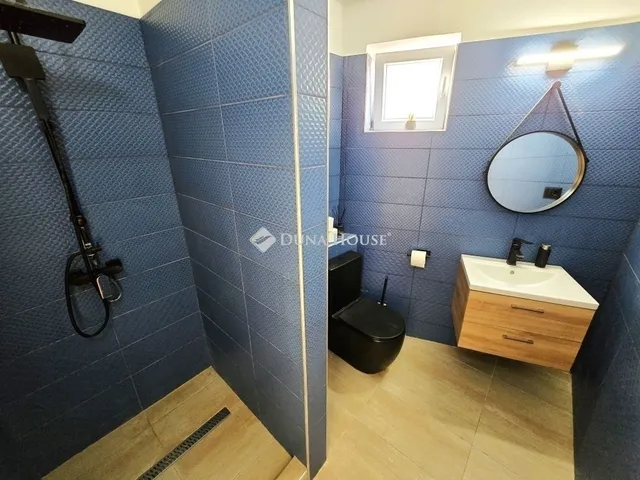 Eladó lakás Pécs, Tettye 97 nm