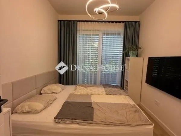 Eladó lakás Pécs, Szkókó 93 nm