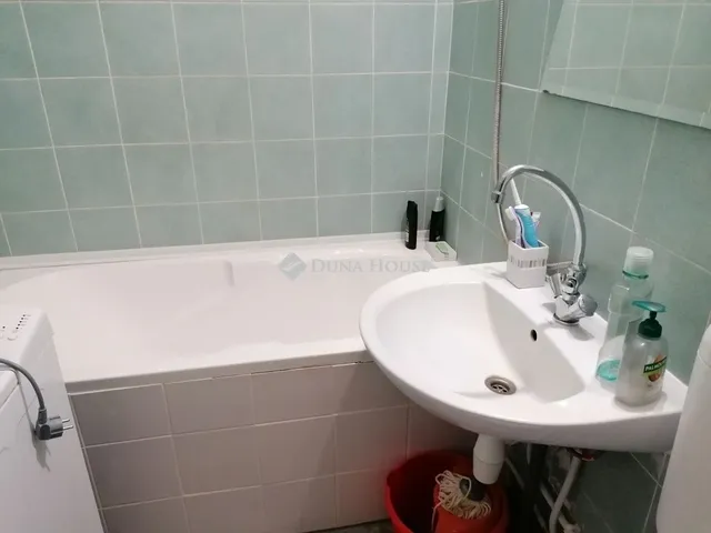 Eladó lakás Pécs, Kertváros 39 nm