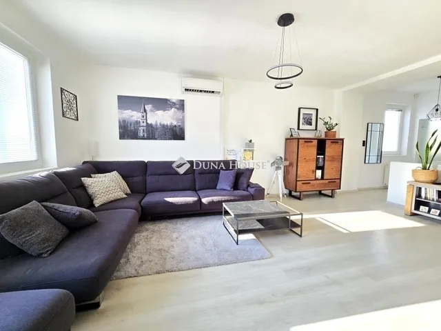 Eladó lakás Pécs, Tettye 97 nm