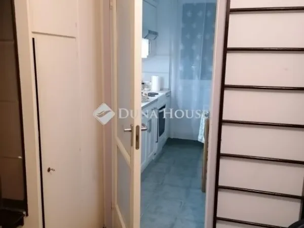 Eladó lakás Pécs, Kertváros 39 nm