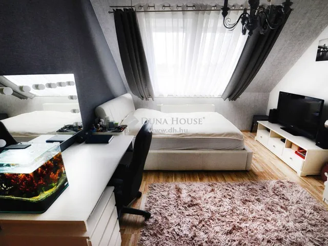 Eladó ház Bonyhád 170 nm