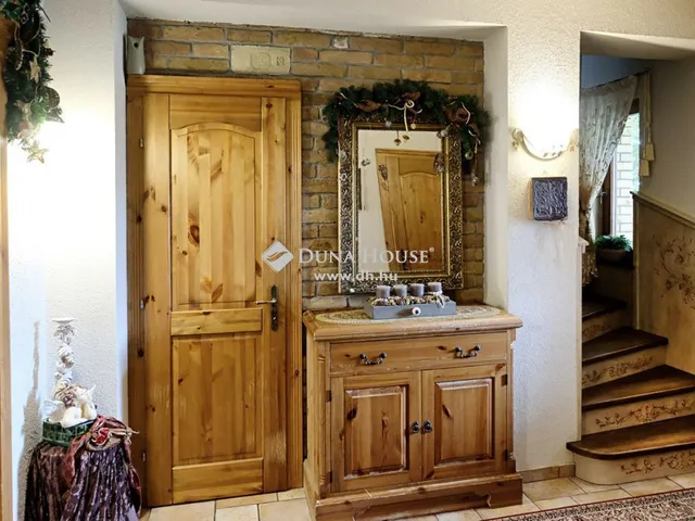 Eladó ház Bonyhád 170 nm