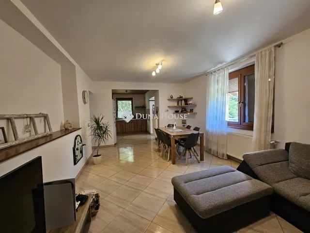 Eladó ház Ivándárda 140 nm