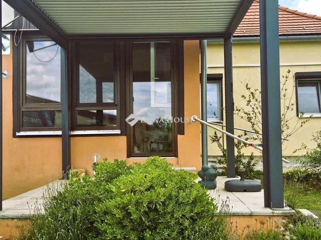 Eladó ház Kistótfalu 100 nm