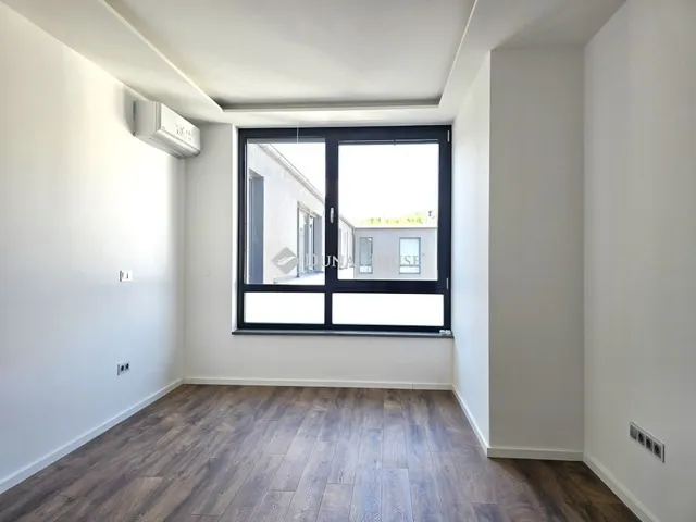 Eladó lakás Pécs, Mecsekoldal 125 nm