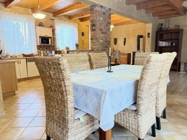 Eladó ház Kozármisleny 153 nm