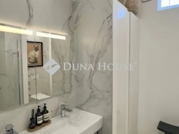 Eladó lakás Pécs, Belváros 119 nm